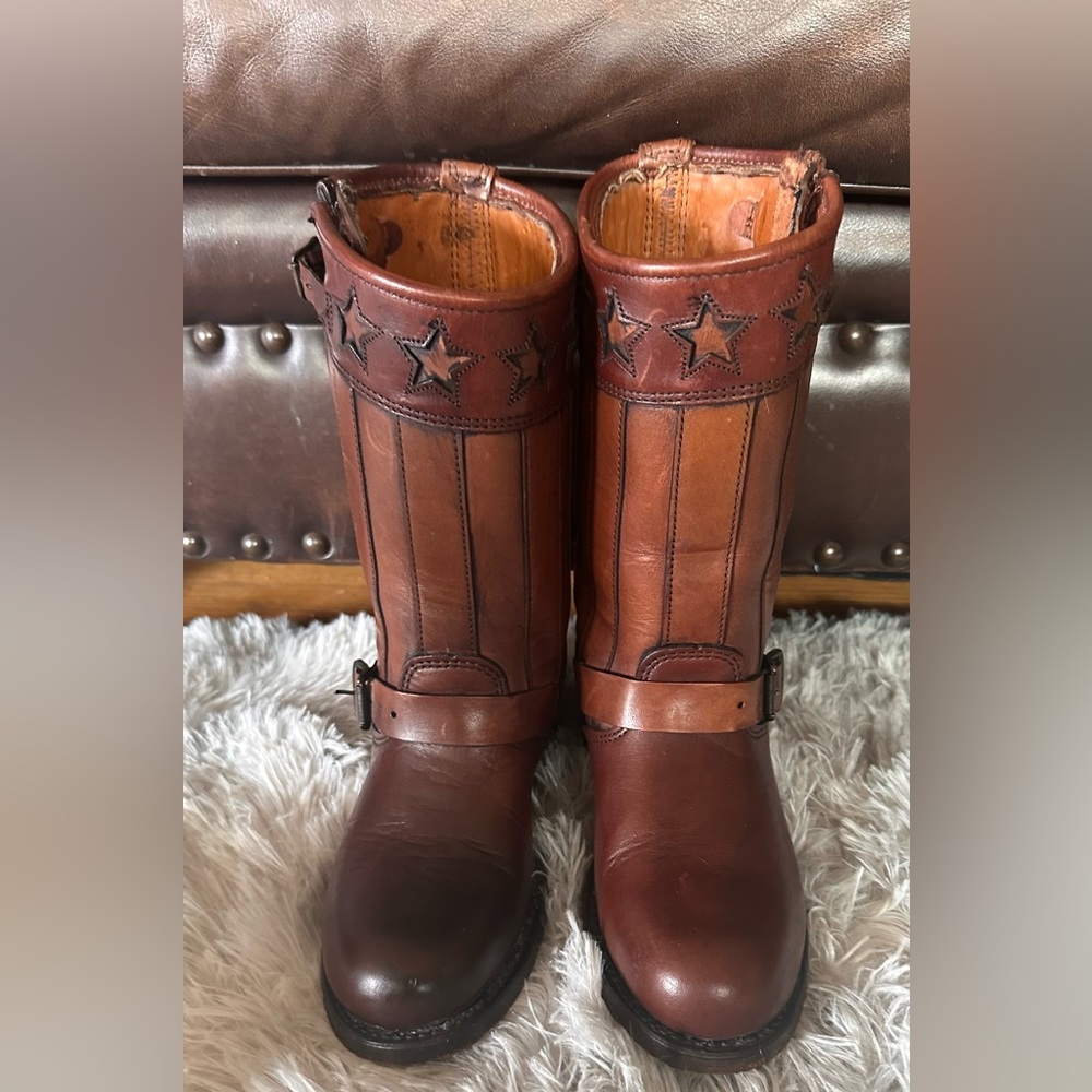 Frye 150th anniversary Leather Star Embellished Boots